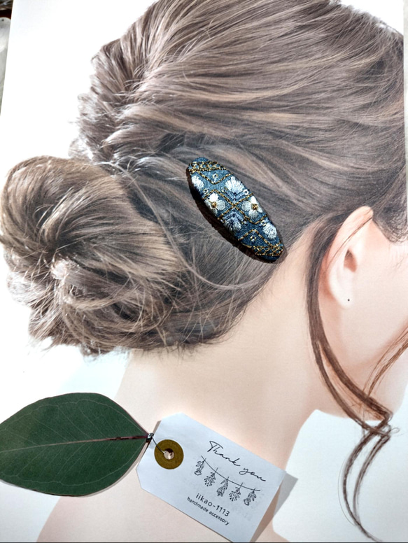 【7㌢】大人も似合うインド刺繍のぱっちんピン  ヘアピン　ライトブルー　 6枚目の画像