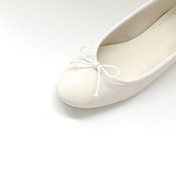 FIKA_Latte 白色琺瑯 | 平底芭蕾舞鞋 | 訂購 | 風雨無阻 第5張的照片