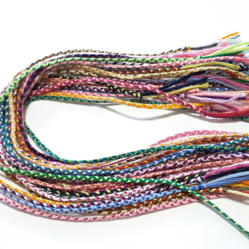 ランダム ハンドメイド 三つ編み ミサンガ 30本セット その他