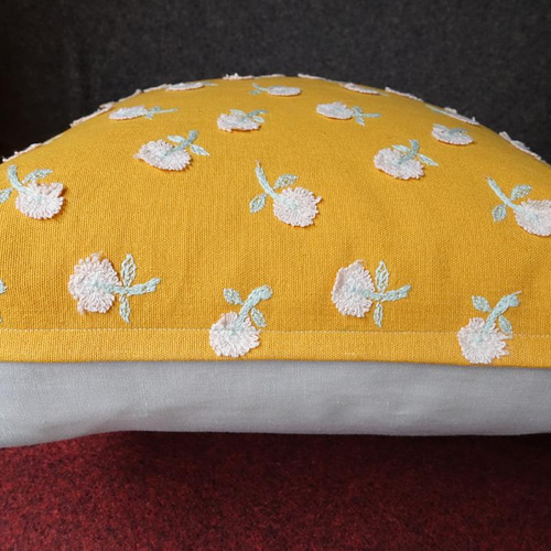 ミナペルホネン skip オレンジ にピンクのお花可愛い刺繍の ミナペルホネン skip オレンジ にピンクのお花可愛い刺繍の