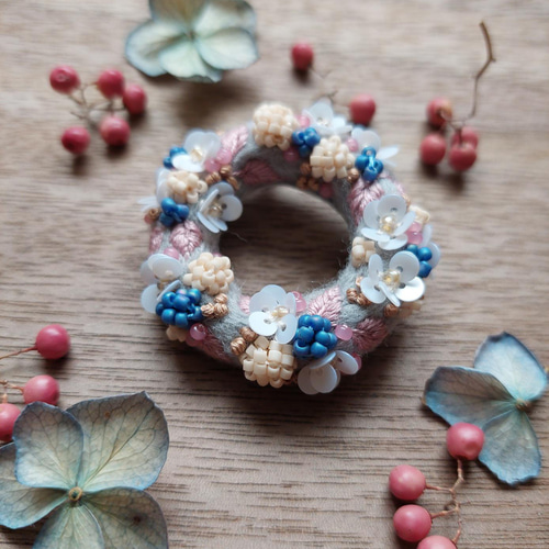 Flowerﾘｰｽﾌﾞﾛｰﾁ(春色) ブローチ cogo. 通販 13460252｜Creema(クリーマ)