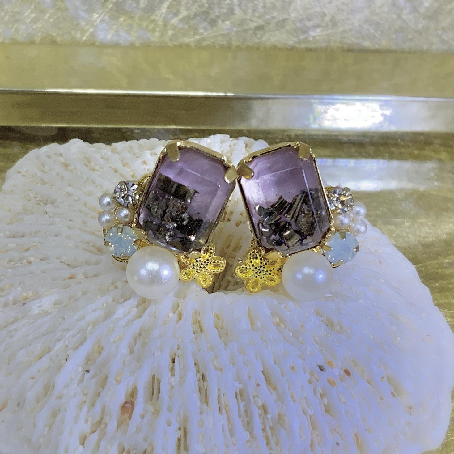 希少★隕石入りピアス 淡墨桜色 パール おしゃれ ビジュー オパール ギベオン