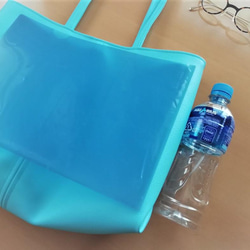ターコイズブルー色のふわりトートバッグ（Ｌ）「Creema限定」 4枚目の画像
