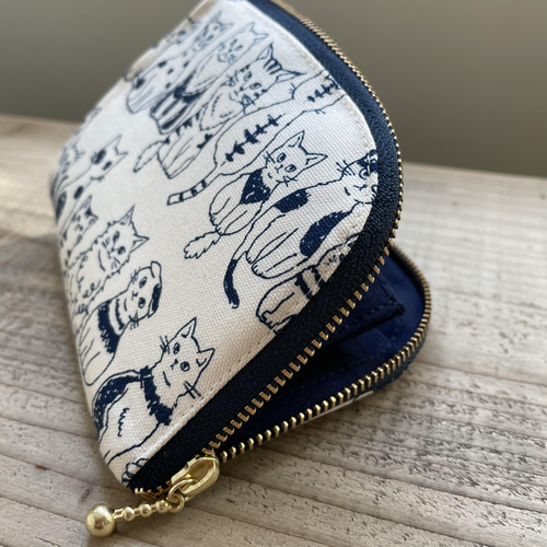 SALE】＃21☆mini財布ネコ並び クリーム 長財布 2muji works 通販