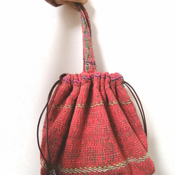 KANTHA QUILT 巾着　bag №KQ22003 red  ラリーキルト インド　古布 1枚目の画像