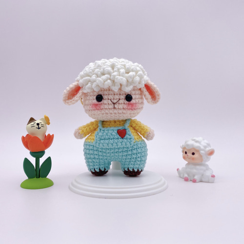 受注作製】ひつじA あみぐるみ ハンドメイド キーホルダー付