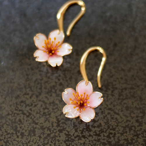 Sakura ピアス／イヤリング ピアス（フック・チェーン） nachugo