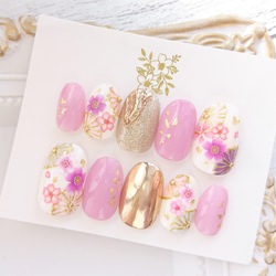 送料無料◆春の和装に◆淡いダスティーピンクと紫とピンクの桜とゴールドの和柄のネイルチップ◆16 1枚目の画像