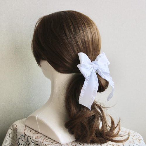 ビッグダブルリボン フリルリボン 白 卒業式 入学式 リボンヘア