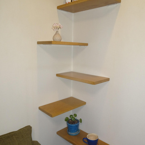 棚板 無垢材 5段 ホワイトオーク コーナーをオシャレに有効活用