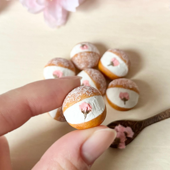 桜マリトッツォ 2枚目の画像