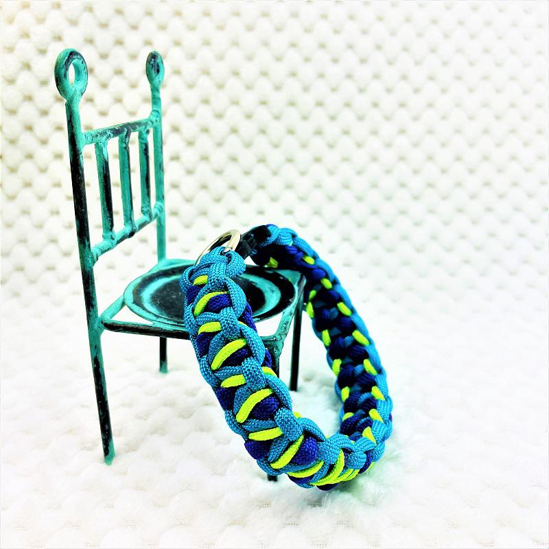 [公式]マクラメ編み#156 平結びシリーズカラフル＆キュートNo4の小型犬用首輪No186