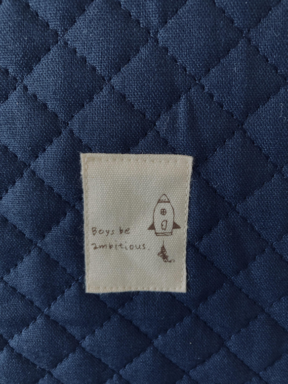 フタ・持ち手付き防災頭巾カバー　(ネイビー星柄×ネイビー) タグ:幅広ロケット 2枚目の画像