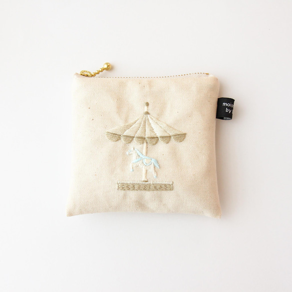 【大注目】 2月新作〈10㎝ファスナー〉メリーゴーランド刺繍ポーチ ポーチ バッグ
