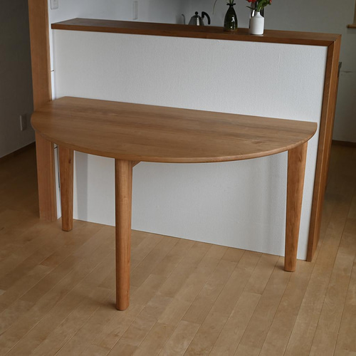 半円のカウンターテーブル ダイニングテーブル トリックフォアトリート