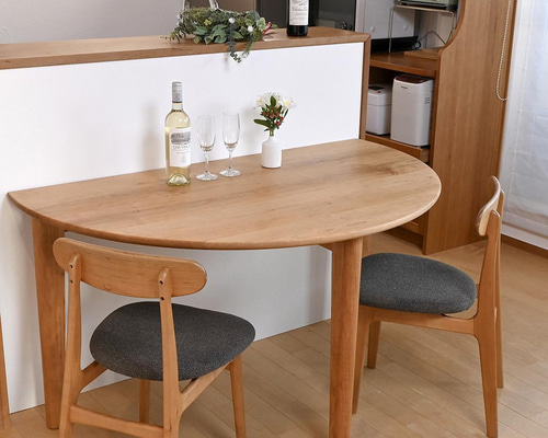 ecf3a75a1a64bed49bf3257100e135