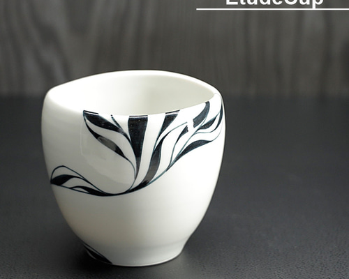 砥部焼き   湯のみ ２個 72d1c4bbe3827383b1c7064fc5c09d