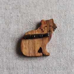 タヌキ木製ブローチ 5枚目の画像