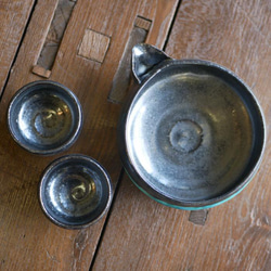 黑色和藍色樂釉 Katakuchi 和清酒杯 3 件套陶器 Kyo ware 第3張的照片