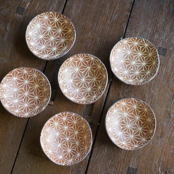イッチン装飾　小皿　麻の葉文　陶器　京焼 5枚目の画像