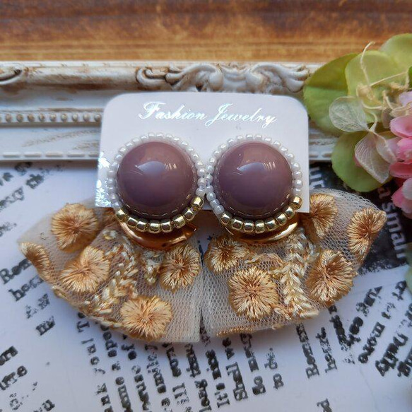 春 新作 ピアス/イヤリング マット ブラウン ビーズ刺繍 カボション 