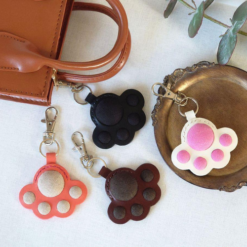 限定！即納！GUCCI キーリングチャーム プレイフル ぷにぷに肉球 受注制作】ぷにぷに肉球のチャーム【4色カラー選択