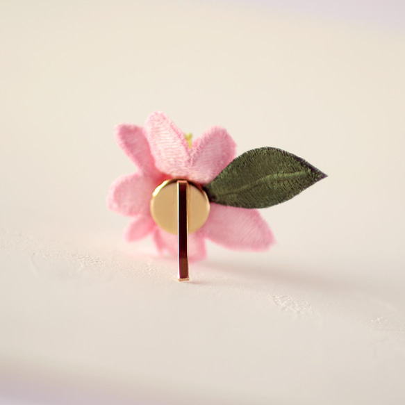 《特集掲載》立体刺繍で作った♪ピンクのぷっくり桜【春色新作2022】 3枚目の画像