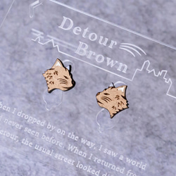 【送料無料】ネコのイヤリング/ピアス "Detour Brown"  ねこアクセサリー 2枚目の画像
