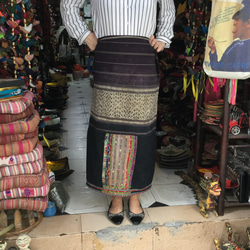 『越中美人』送料無料、ベトナム・ルー族と中国モン族 女性衣装の魅力的な手仕事を存分に使ったウールハット 20枚目の画像