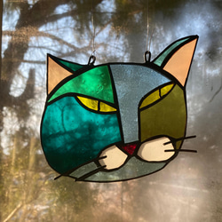 猫図鑑【ミドリ】《猫サンキャッチャー》ステンドグラス 2枚目の画像