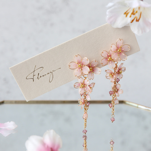 テレビCM紹介作品】流れ咲く糸桜 | ピアス / イヤリング ピアス