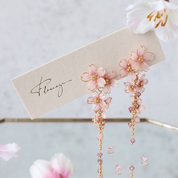 テレビCM紹介作品】流れ咲く糸桜 | ピアス / イヤリング ピアス