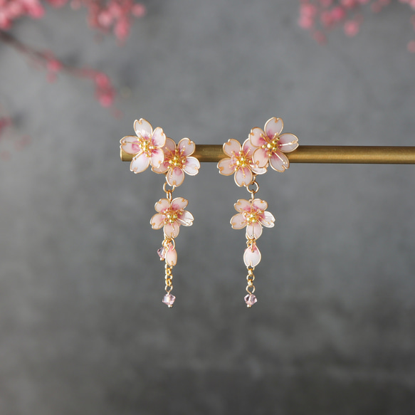 【テレビCM紹介作品】流れ咲く糸桜 ー濃桜ー 2枚目の画像