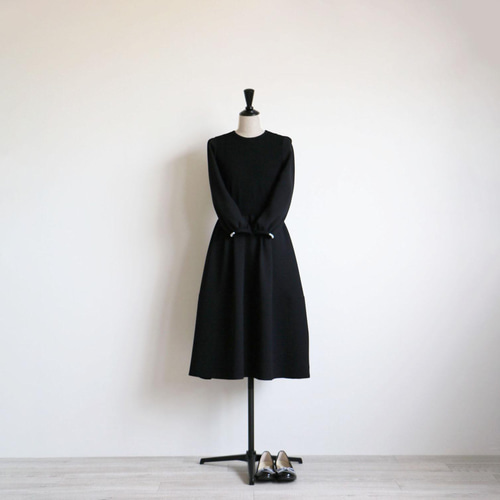 完売です！【結婚式や二次会に！映えるきれい目ワンピース♪】パール