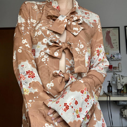 着物リメイク やわらかシルク着物　ブラウン　コーディガン　カーディガン　羽織もの　春　菊柄 12枚目の画像
