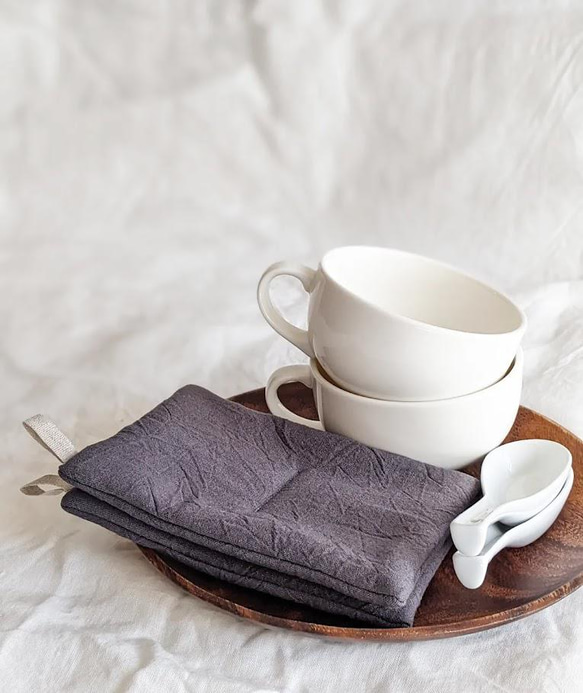 【鍋つかみ・ポットマット／チャコール】　おうち時間・おうちカフェに　母の日 1枚目の画像