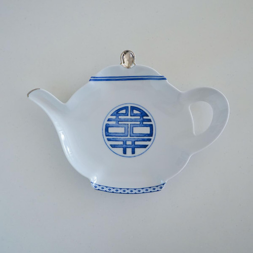 受注制作◇シンプルモダンなブルーシノワズリのティーポット皿  