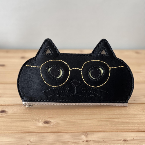 猫のメガネケース K.TAMAO作 全て手縫いのハンドメイド 姫路レザー 猫のメガネケース K.TAMAO作 全て手縫いのハンドメイド 姫路レザー 猫