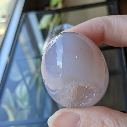 ☆笑口瑪瑙ジオード(卵型)☆置き石 その他雑貨 ファミリア 通販