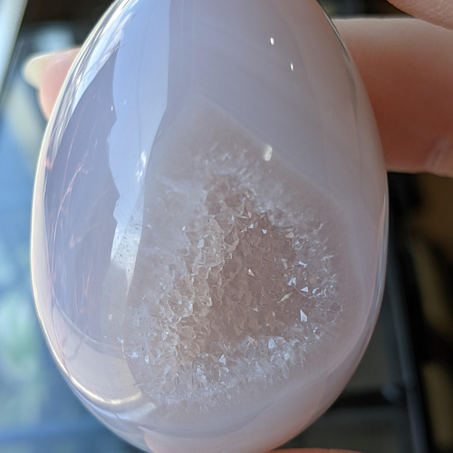 ☆笑口瑪瑙ジオード(卵型)☆置き石 その他雑貨 ファミリア 通販