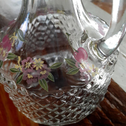 レトロなさくらんぼの花瓶 2枚目の画像