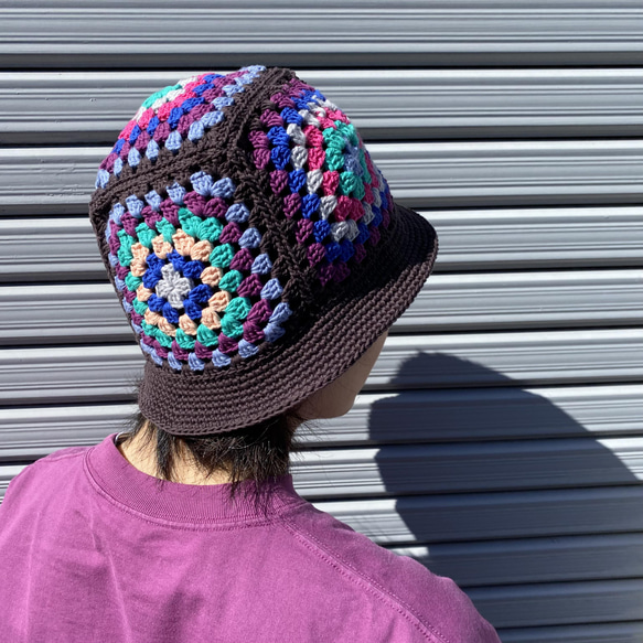NO.3122007】ハンドメイド グラニースクエア ハット クロシェ編み帽子 