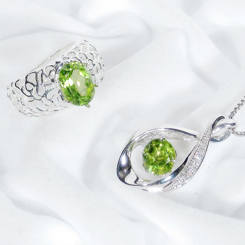 ペリドットの揺れるネックレスと指輪の2点セット（SV925、ロジウム、リングサイズ：8号、サイズ変更可、アジャスター）
