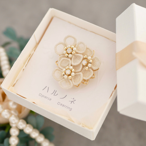 愛らしいお花のサークルのブローチ （株）GSTV 愛らしいお花のサークルのブローチ （株）GSTV