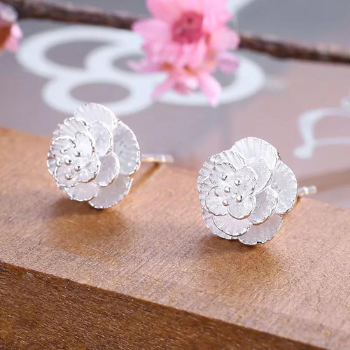 1ct 】人工ダイヤモンド 最高品質 モアサナイト 4爪 ピアス