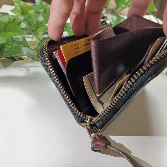 ファスナー式ミニ財布　【姫路レザー】【レザークラフト】【ミニ財布】【二つ折り型】 6枚目の画像