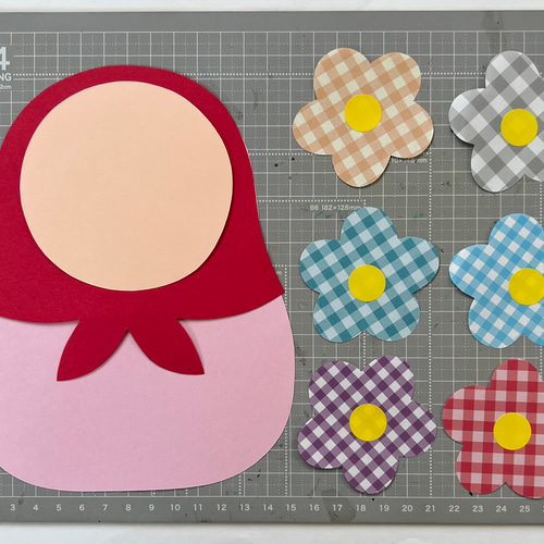 壁面製作 壁面装飾 誕生日表 マトリョーシカ 壁面 装飾 型紙 保育製作