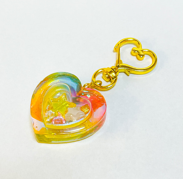 ♡ 'ㅅ'м ɪ﻿ ʜ ο'ㅅ'様♡シャカシャカキーホルダーオーダーページ 久しぶりに #風シャカシャカキーホルダー 作りました