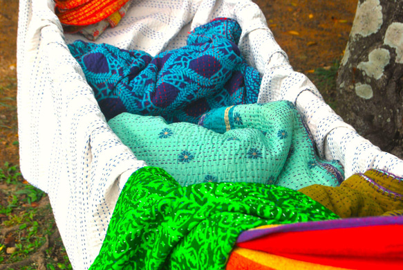 【手縫い】Batik染のカタ・ブランケット 3枚目の画像