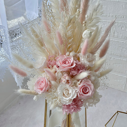ウェディングブーケ　ホワイト×ピンク　プリザーブドフラワー薔薇 4枚目の画像